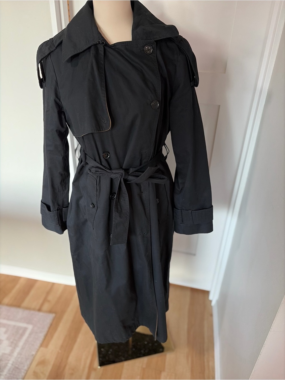 Banana Republic Black & Tan Double‑Breasted Trench Coat – Women’s M